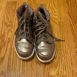 Jordan nike , sepia stone, size 3